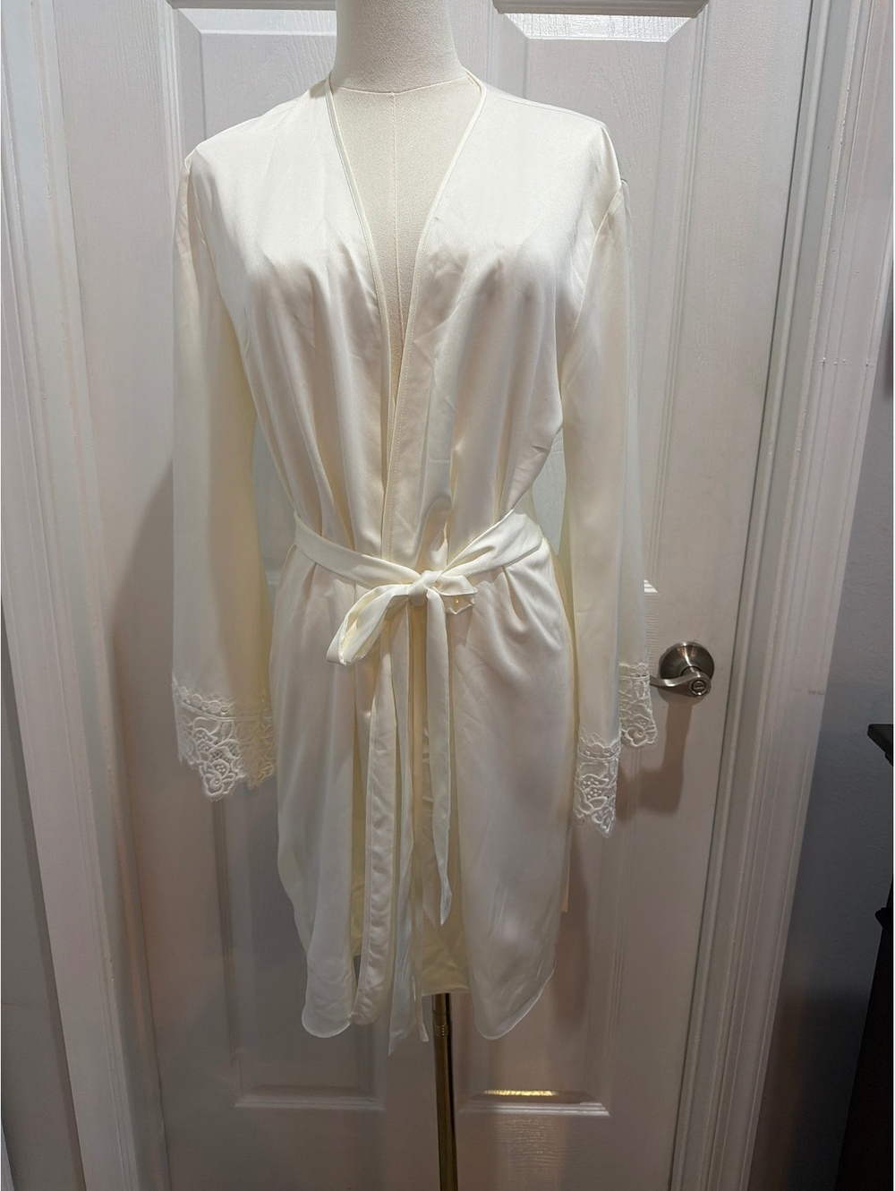 Rya Collection Ivory Satin Robe with Lace Trim Size M/L
